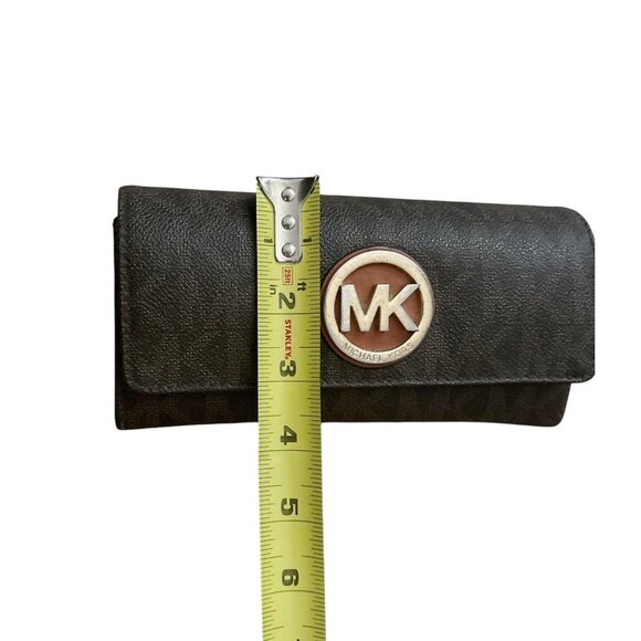 MICHAEL KORS Fulton Brown/Gold Snap Flap Carryall Wallet - Picture 11 of 11